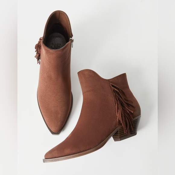 🆕 Pointed Toe Western Tassel Booties in Chocolate Lab Brown Faux Suede - Picture 10 of 10